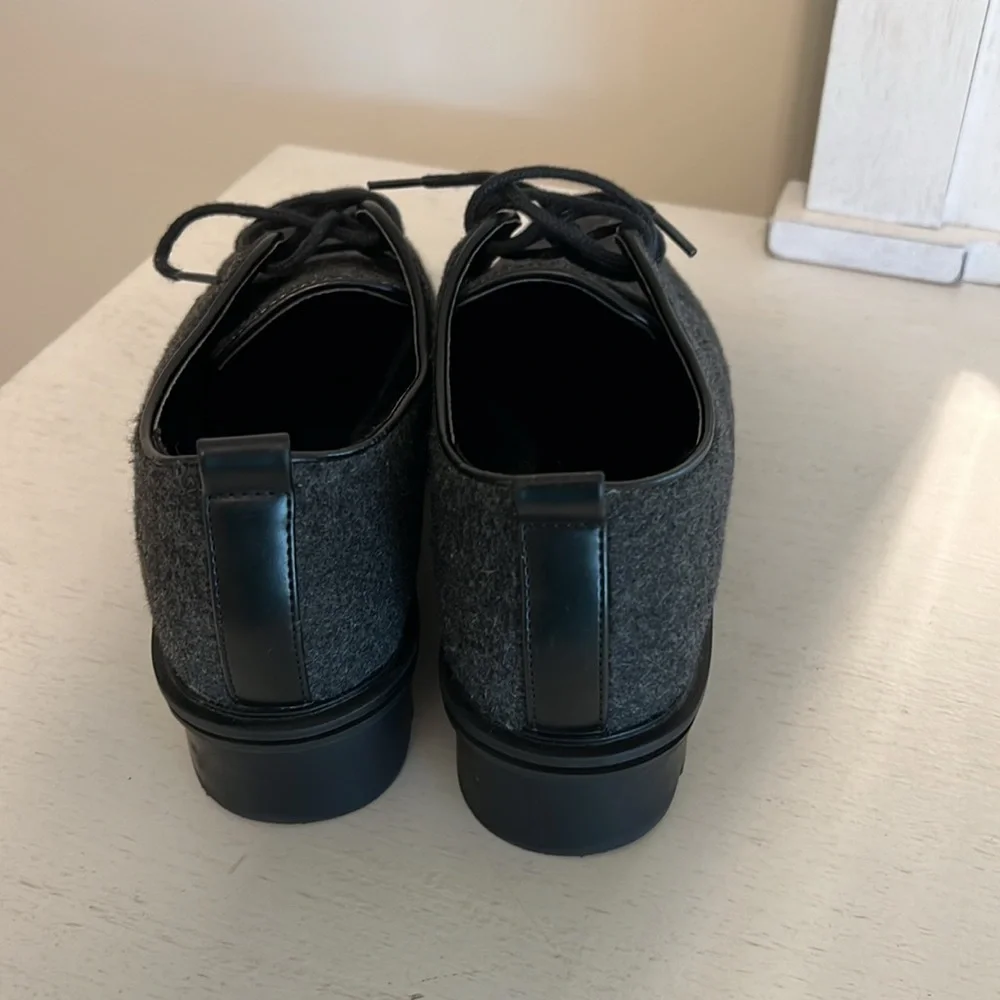 Zara Women’s Blucher Track Wool Felt Oxfords / Size 38 (7-1/2) / Charcoal